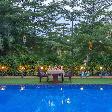 Jalashray Resort Nadiād Zewnętrze zdjęcie