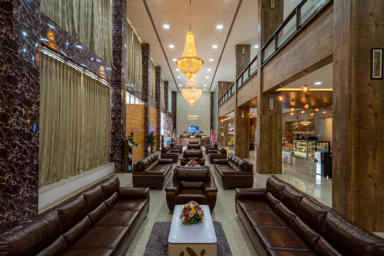 Jalashray Resort Nadiād Zewnętrze zdjęcie