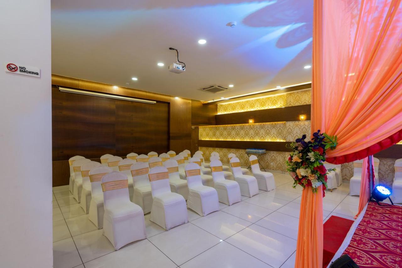 Jalashray Resort Nadiād Zewnętrze zdjęcie