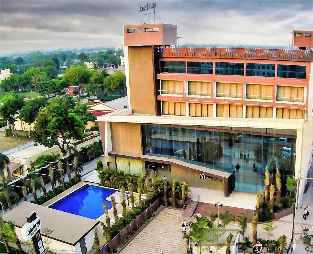 Jalashray Resort Nadiād Zewnętrze zdjęcie