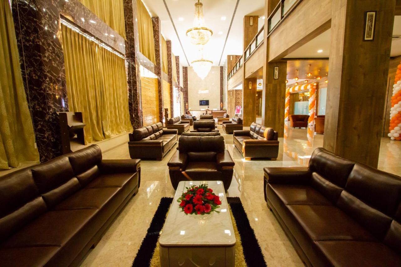 Jalashray Resort Nadiād Zewnętrze zdjęcie